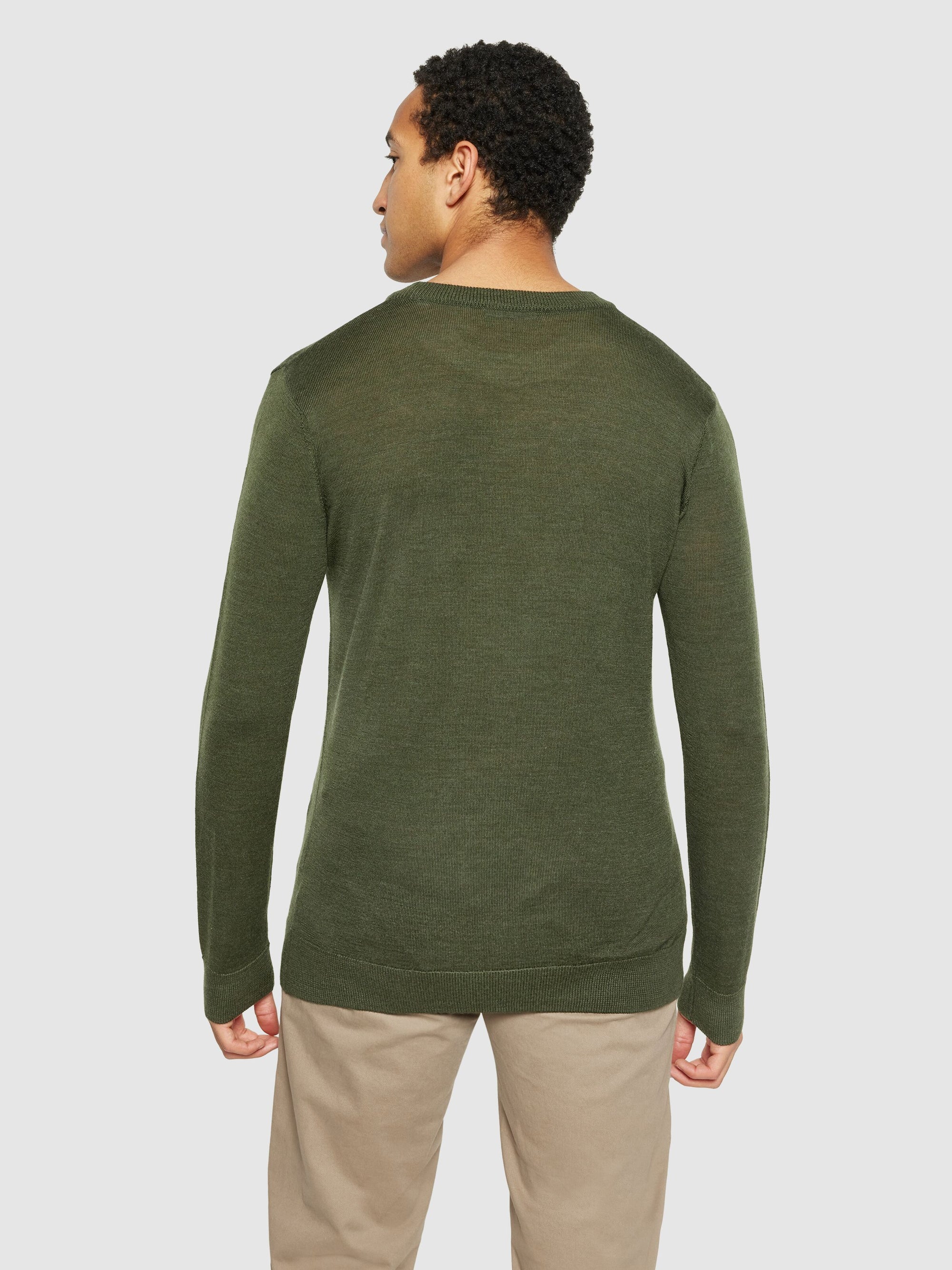 Regular merino knit crew neck